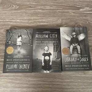 Miss Peregrines Home for Peculiar Children Novel Bundle